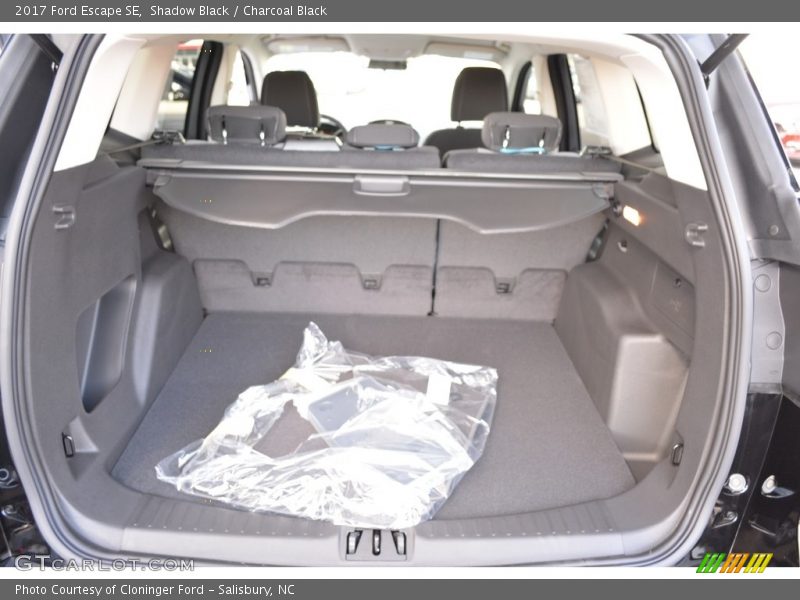 Shadow Black / Charcoal Black 2017 Ford Escape SE