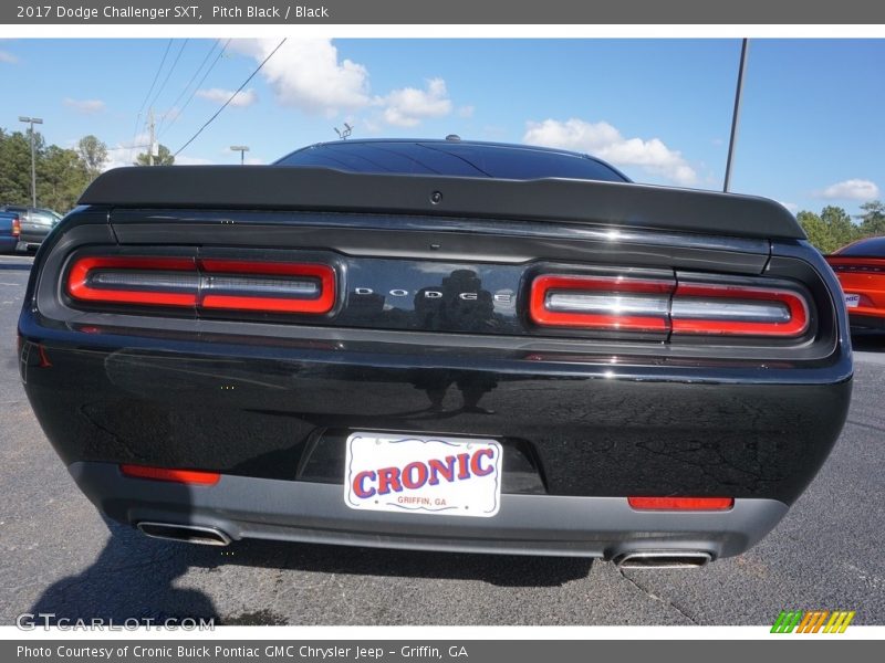Pitch Black / Black 2017 Dodge Challenger SXT