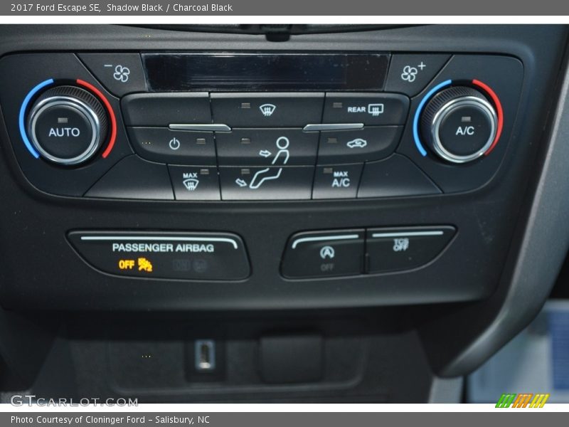 Shadow Black / Charcoal Black 2017 Ford Escape SE