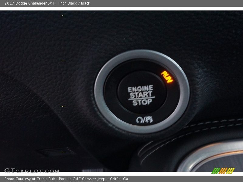 Pitch Black / Black 2017 Dodge Challenger SXT