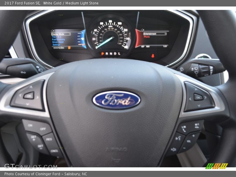 White Gold / Medium Light Stone 2017 Ford Fusion SE