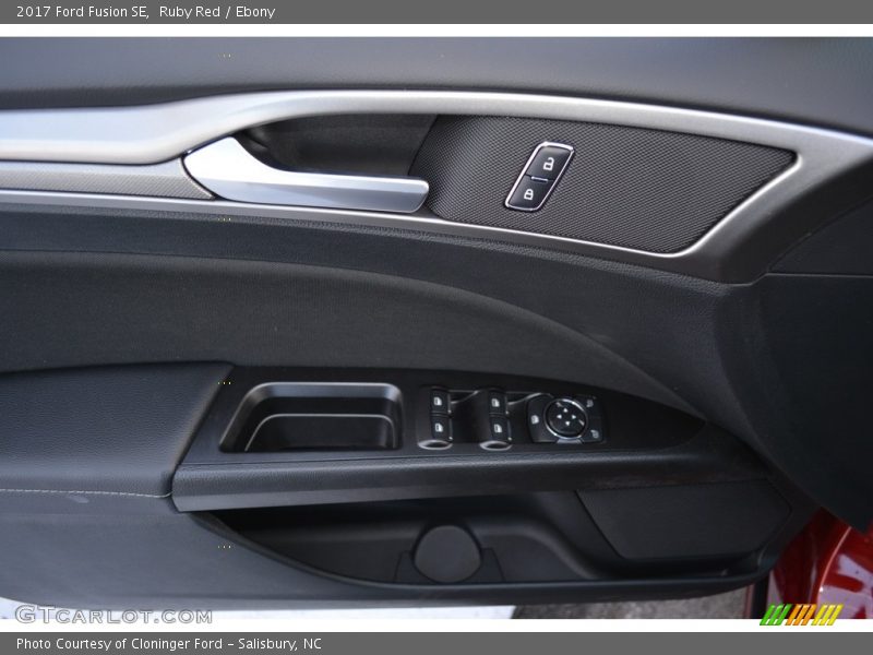 Ruby Red / Ebony 2017 Ford Fusion SE