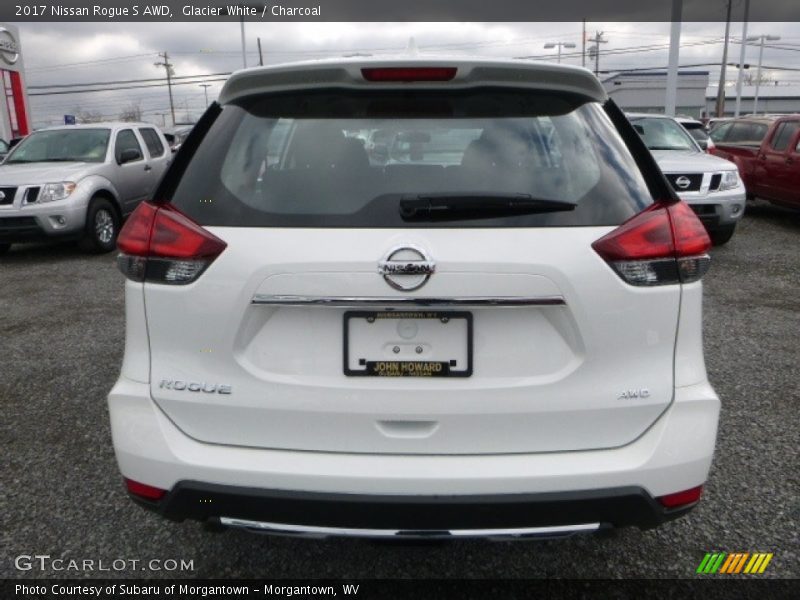 Glacier White / Charcoal 2017 Nissan Rogue S AWD