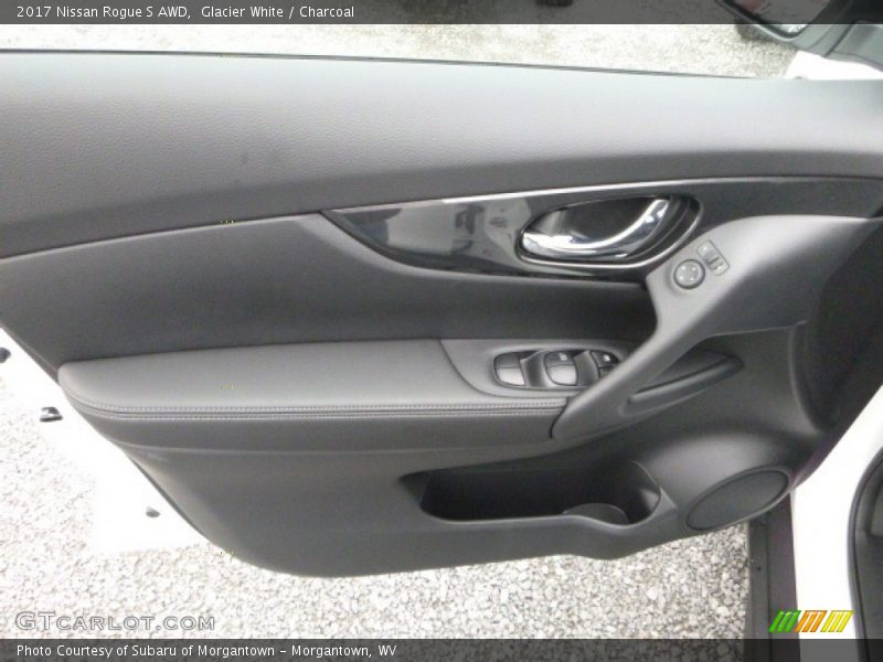 Glacier White / Charcoal 2017 Nissan Rogue S AWD