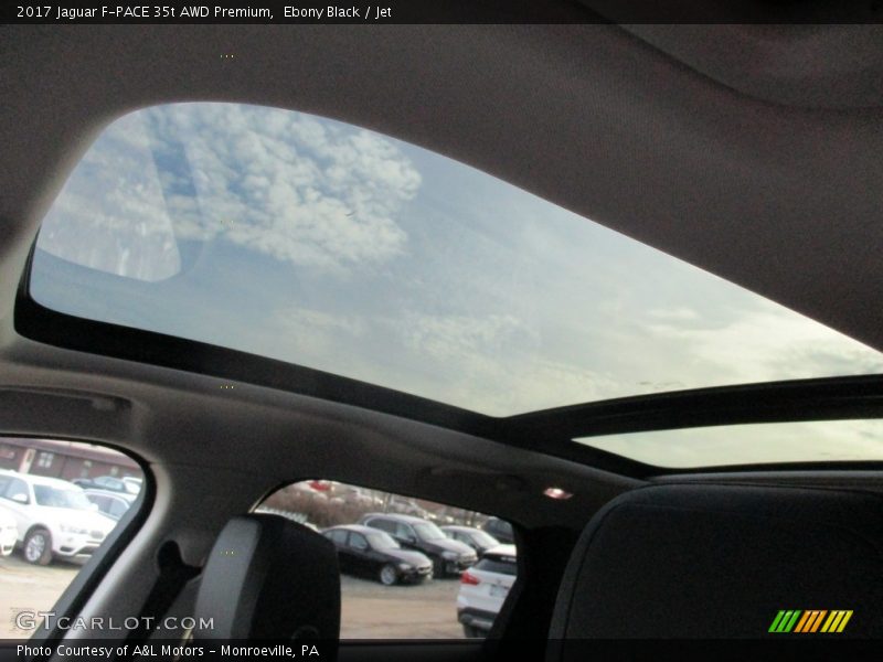 Ebony Black / Jet 2017 Jaguar F-PACE 35t AWD Premium