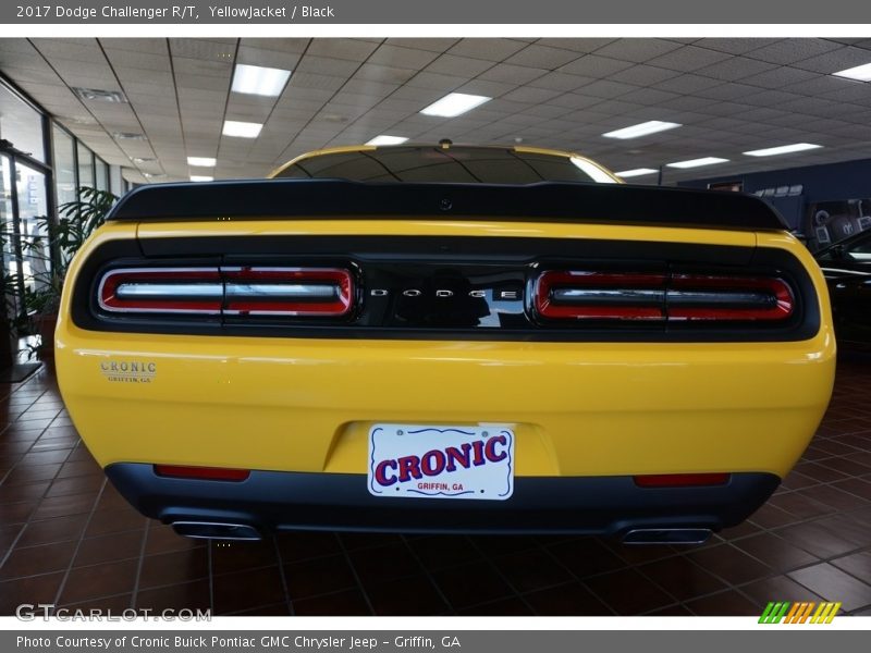 YellowJacket / Black 2017 Dodge Challenger R/T