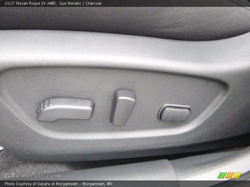 Gun Metallic / Charcoal 2017 Nissan Rogue SV AWD