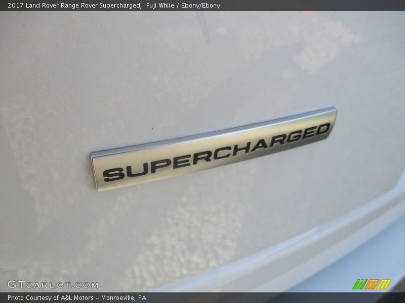  2017 Range Rover Supercharged Logo
