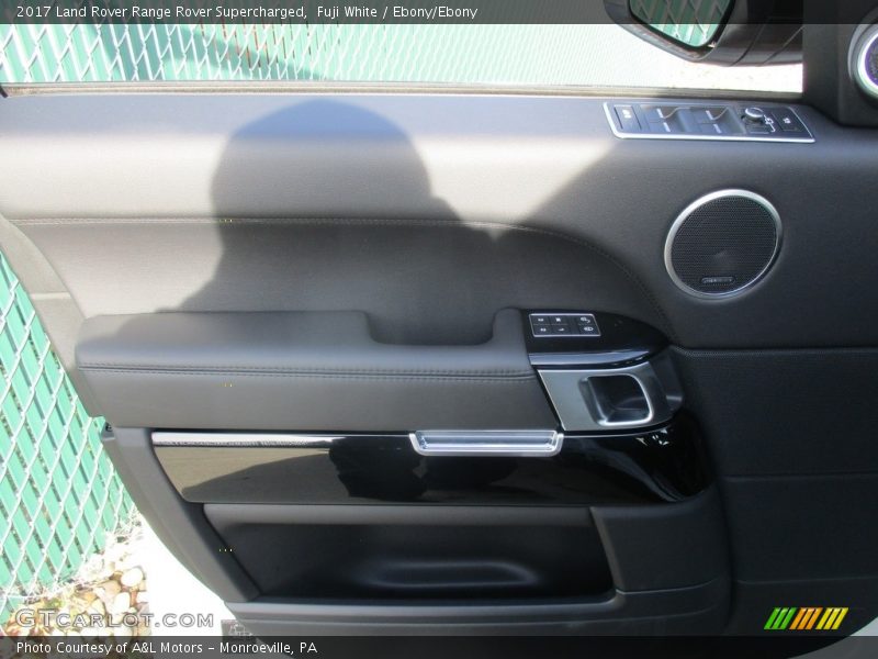 Fuji White / Ebony/Ebony 2017 Land Rover Range Rover Supercharged