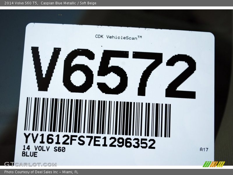 Caspian Blue Metallic / Soft Beige 2014 Volvo S60 T5