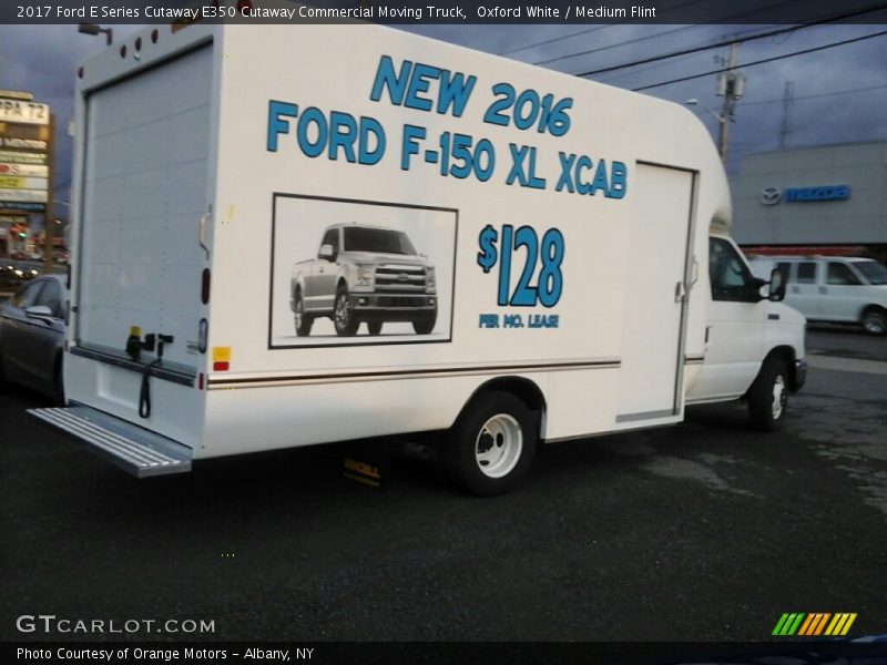 Oxford White / Medium Flint 2017 Ford E Series Cutaway E350 Cutaway Commercial Moving Truck