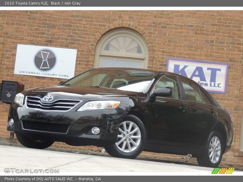 Black / Ash Gray 2010 Toyota Camry XLE