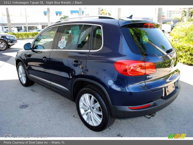 Night Blue Metallic / Black 2012 Volkswagen Tiguan SE