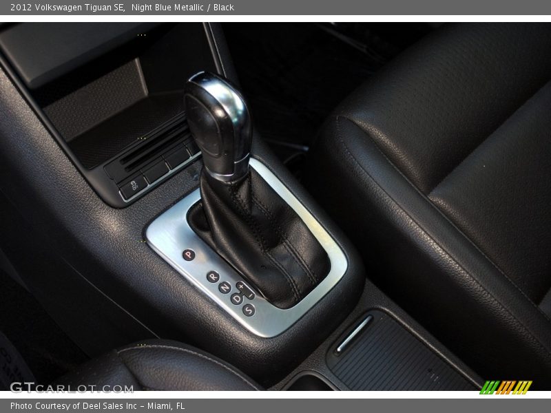 Night Blue Metallic / Black 2012 Volkswagen Tiguan SE
