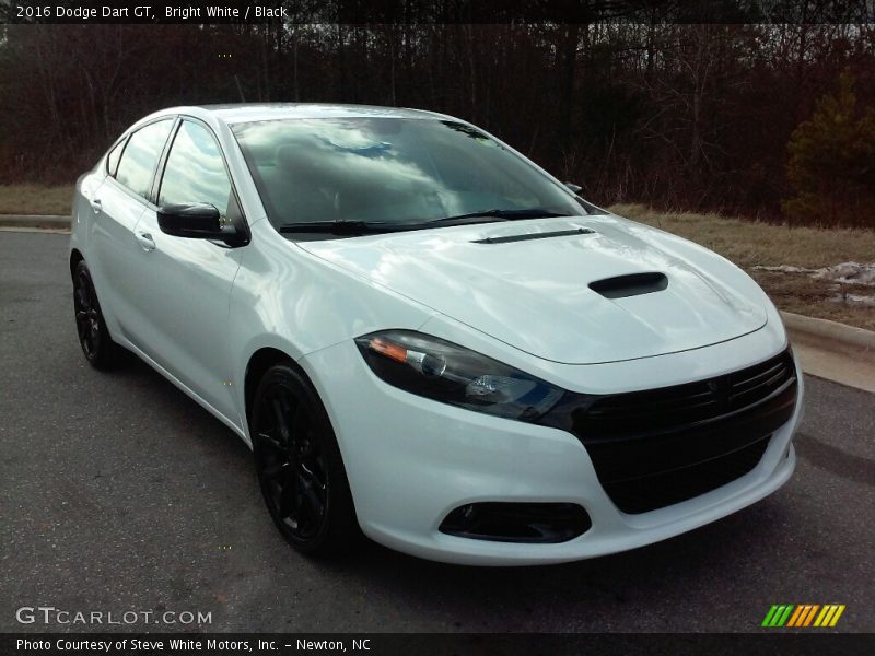 Bright White / Black 2016 Dodge Dart GT