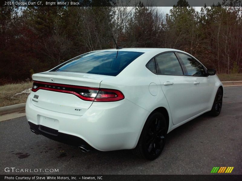 Bright White / Black 2016 Dodge Dart GT