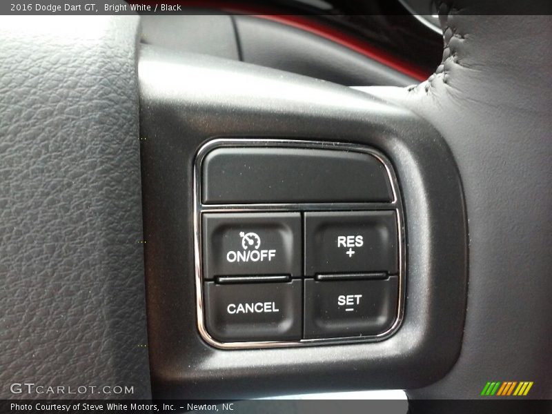 Bright White / Black 2016 Dodge Dart GT