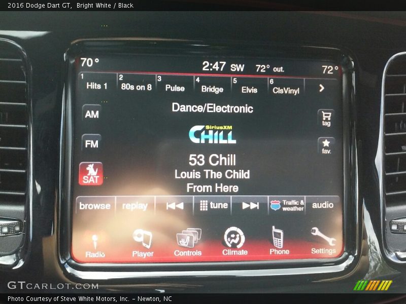 Bright White / Black 2016 Dodge Dart GT