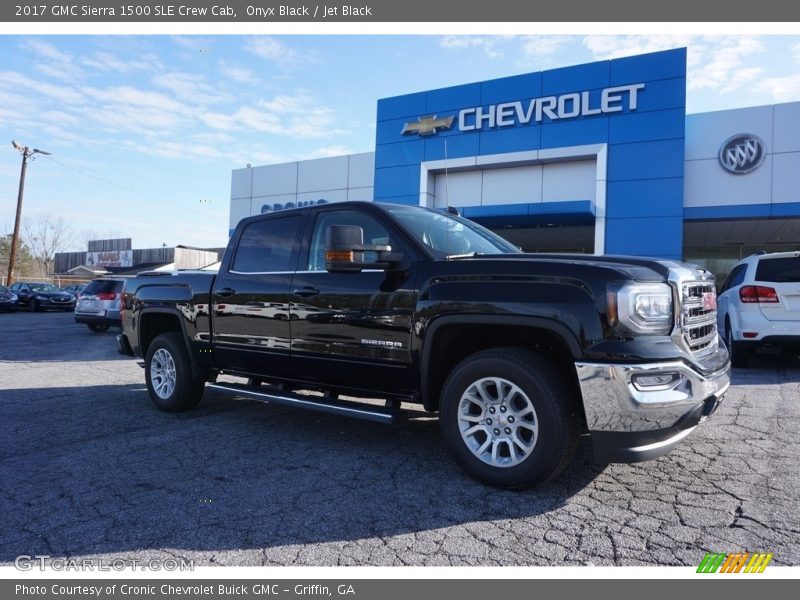 Onyx Black / Jet Black 2017 GMC Sierra 1500 SLE Crew Cab