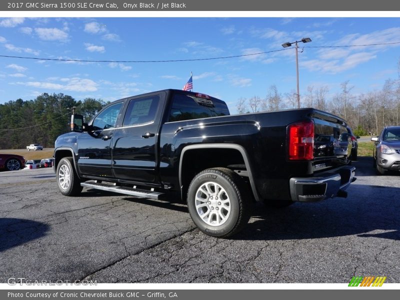 Onyx Black / Jet Black 2017 GMC Sierra 1500 SLE Crew Cab