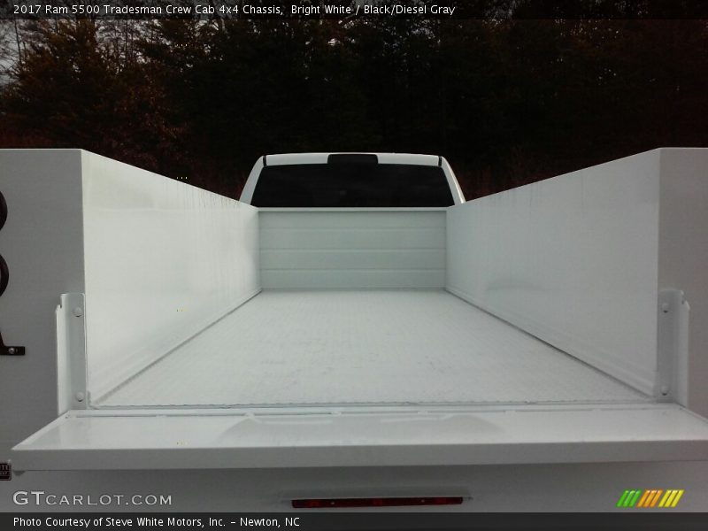 Bright White / Black/Diesel Gray 2017 Ram 5500 Tradesman Crew Cab 4x4 Chassis