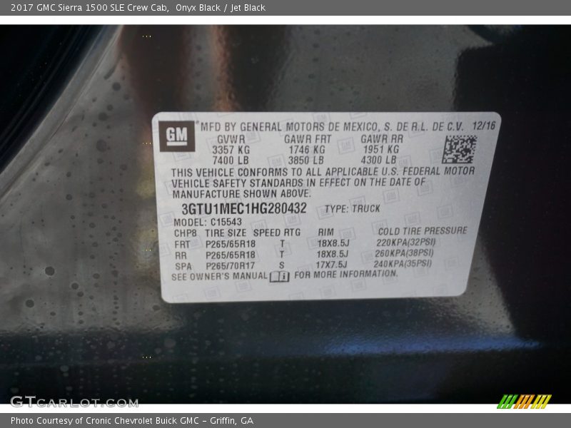 Onyx Black / Jet Black 2017 GMC Sierra 1500 SLE Crew Cab