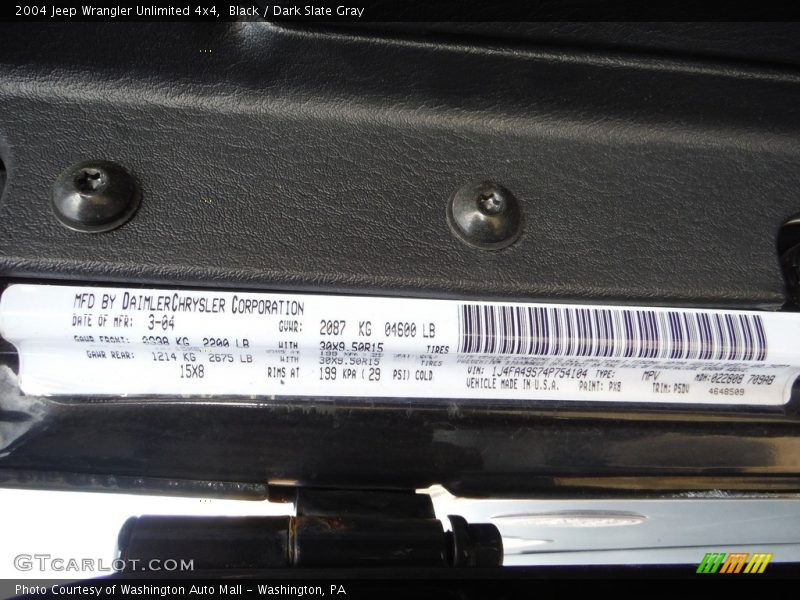 Black / Dark Slate Gray 2004 Jeep Wrangler Unlimited 4x4