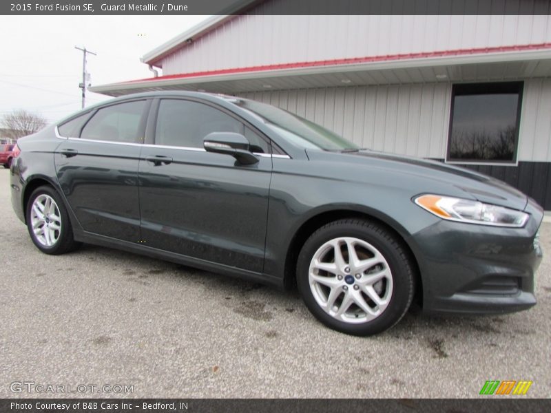Guard Metallic / Dune 2015 Ford Fusion SE