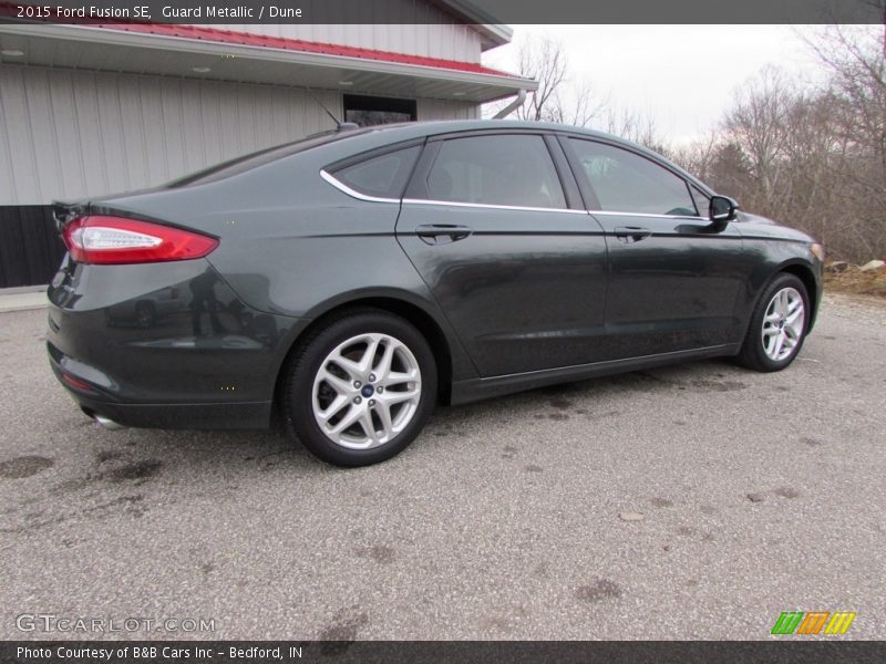 Guard Metallic / Dune 2015 Ford Fusion SE