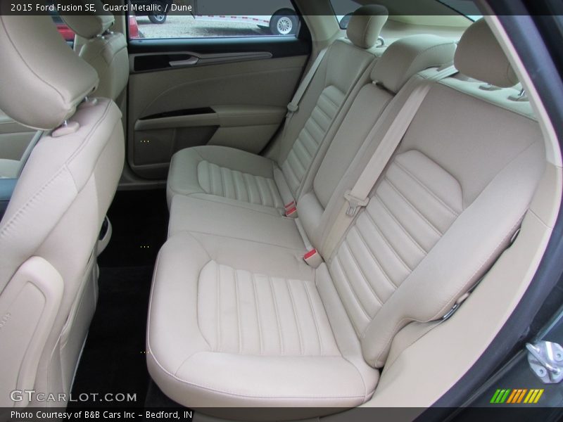 Guard Metallic / Dune 2015 Ford Fusion SE