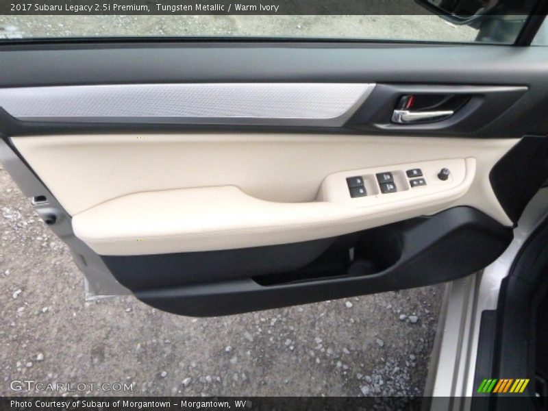Tungsten Metallic / Warm Ivory 2017 Subaru Legacy 2.5i Premium