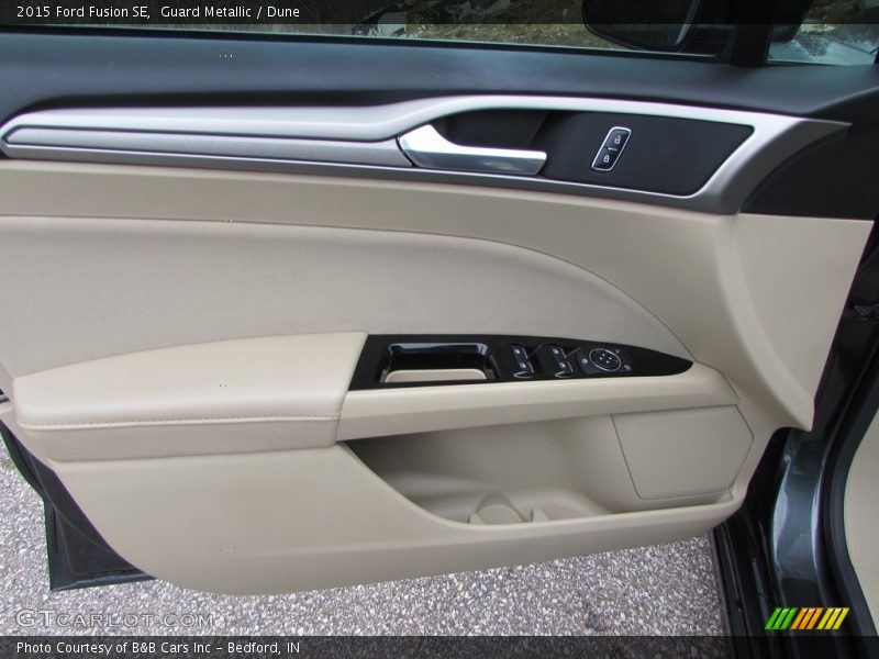 Guard Metallic / Dune 2015 Ford Fusion SE