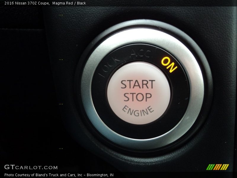 Magma Red / Black 2016 Nissan 370Z Coupe