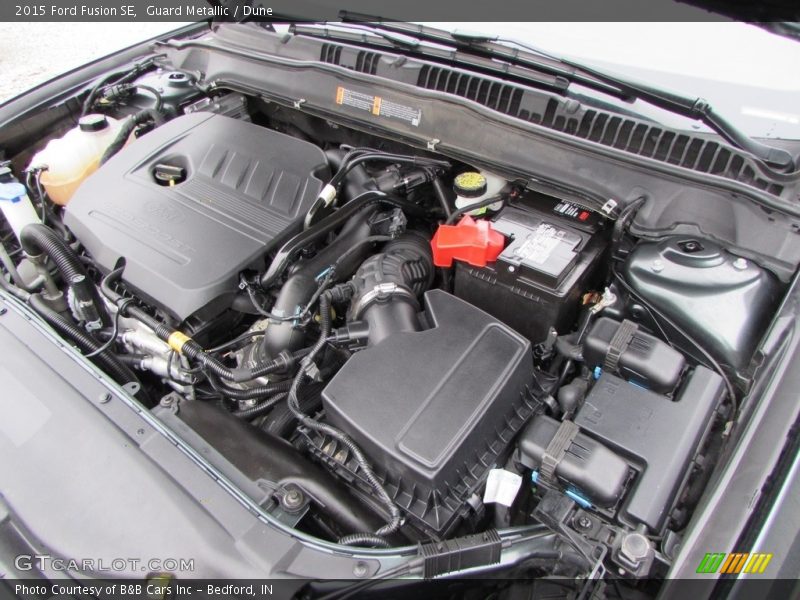 Guard Metallic / Dune 2015 Ford Fusion SE