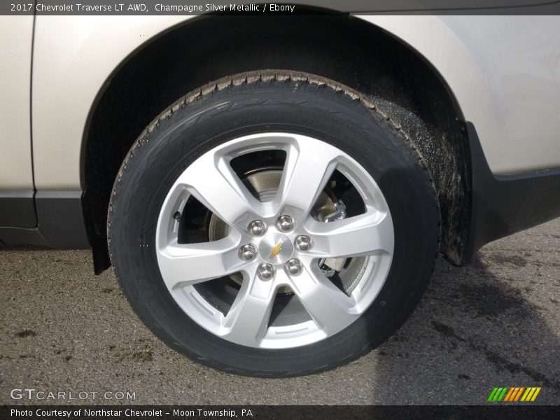 Champagne Silver Metallic / Ebony 2017 Chevrolet Traverse LT AWD
