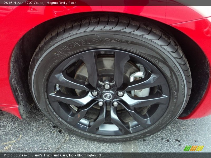 Magma Red / Black 2016 Nissan 370Z Coupe