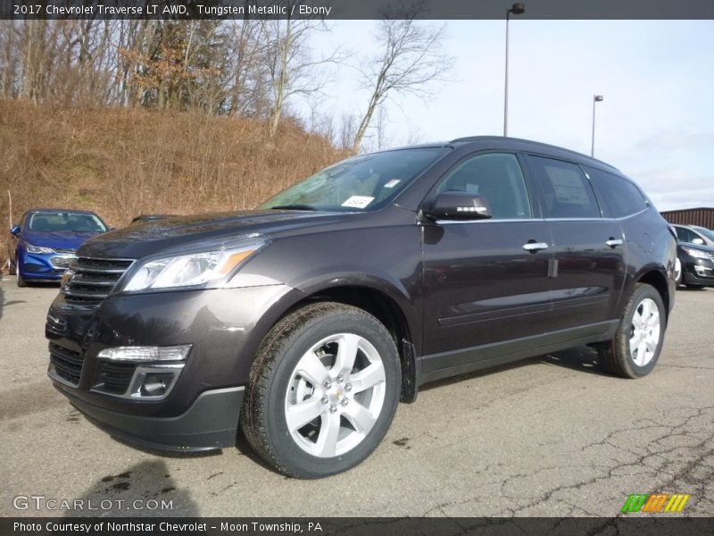 Tungsten Metallic / Ebony 2017 Chevrolet Traverse LT AWD