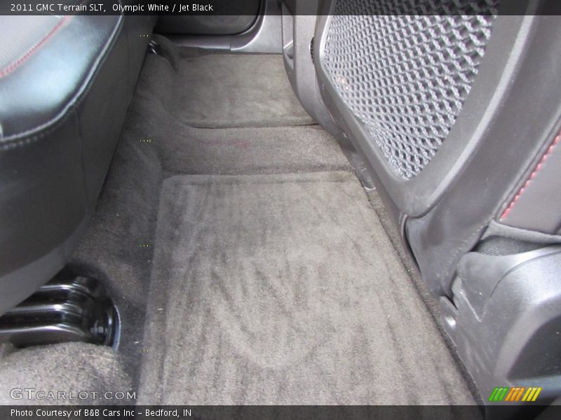 Olympic White / Jet Black 2011 GMC Terrain SLT