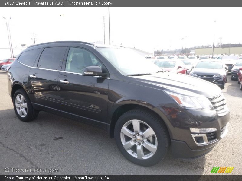 Tungsten Metallic / Ebony 2017 Chevrolet Traverse LT AWD