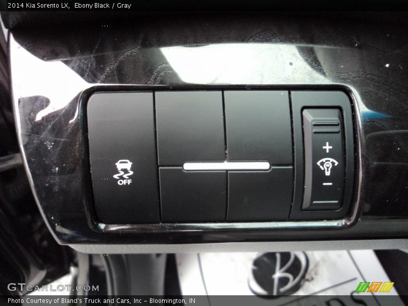 Ebony Black / Gray 2014 Kia Sorento LX