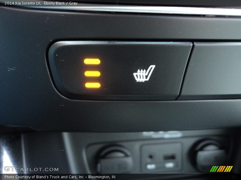 Ebony Black / Gray 2014 Kia Sorento LX