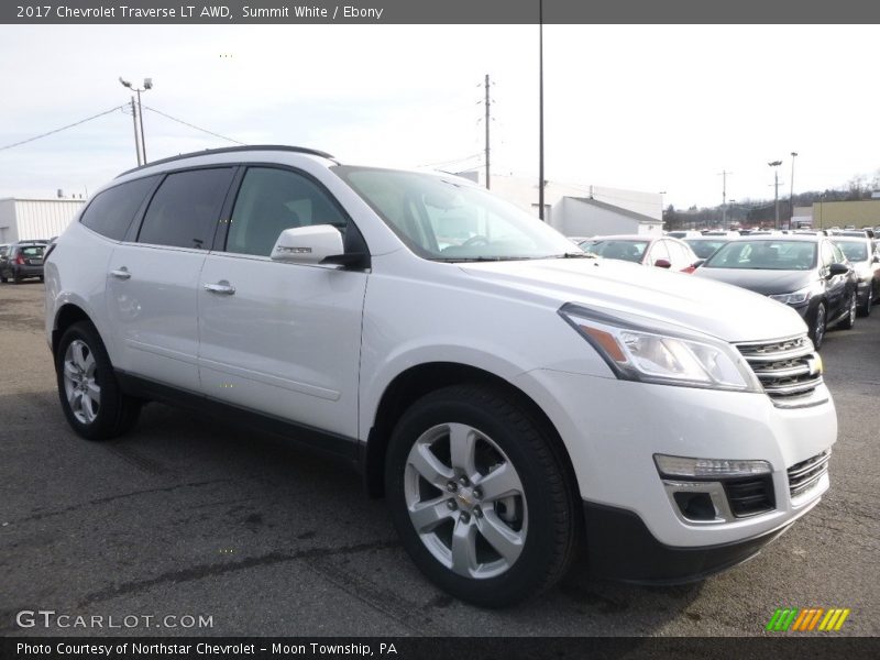 Summit White / Ebony 2017 Chevrolet Traverse LT AWD