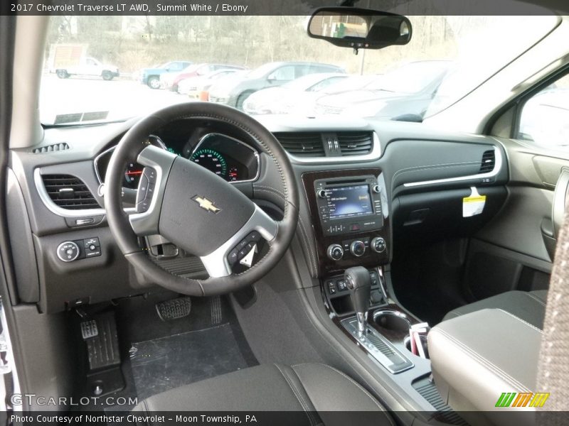 Summit White / Ebony 2017 Chevrolet Traverse LT AWD