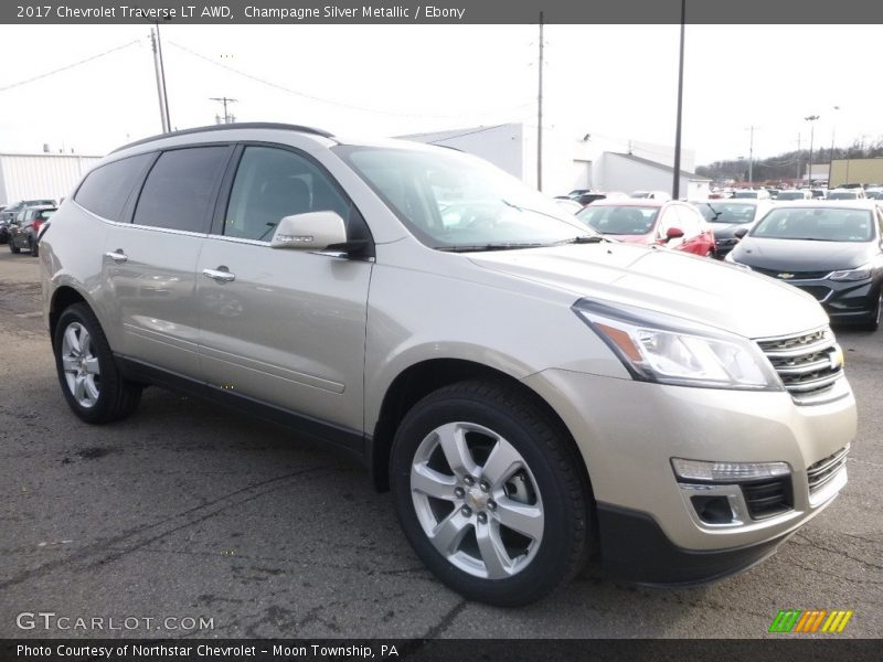 Champagne Silver Metallic / Ebony 2017 Chevrolet Traverse LT AWD