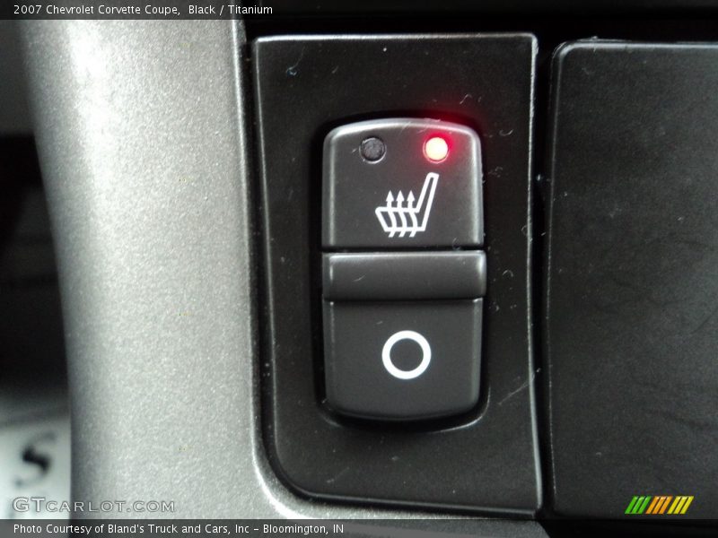 Black / Titanium 2007 Chevrolet Corvette Coupe
