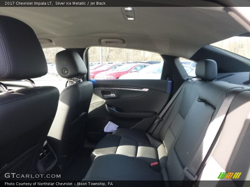 Silver Ice Metallic / Jet Black 2017 Chevrolet Impala LT