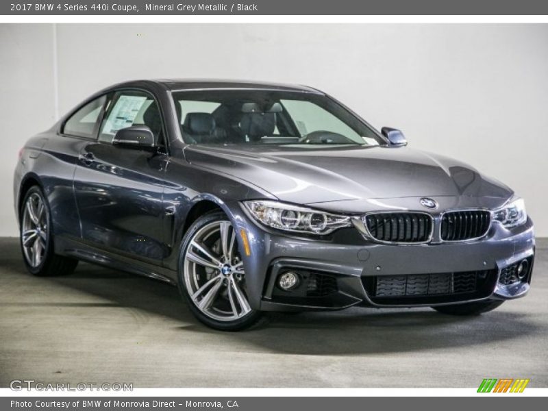 Front 3/4 View of 2017 4 Series 440i Coupe