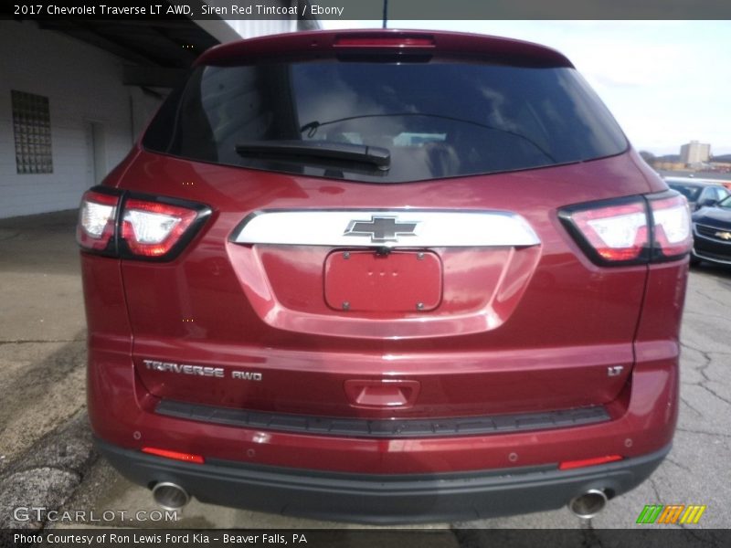 Siren Red Tintcoat / Ebony 2017 Chevrolet Traverse LT AWD