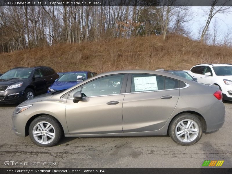 Pepperdust Metallic / Jet Black 2017 Chevrolet Cruze LT