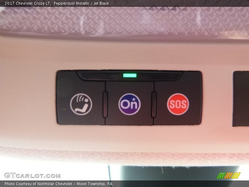 Pepperdust Metallic / Jet Black 2017 Chevrolet Cruze LT